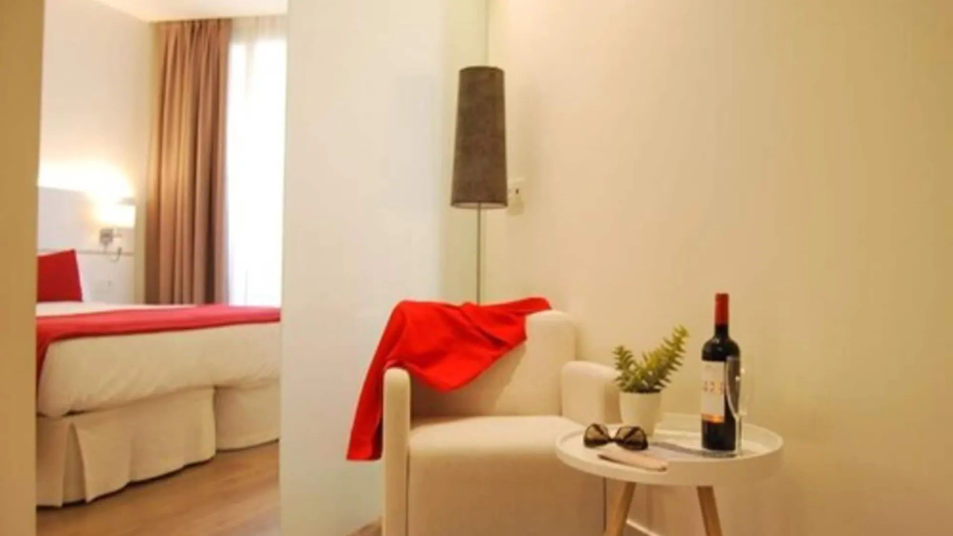 Hotel Pompaelo Urban Spa 팜플로나