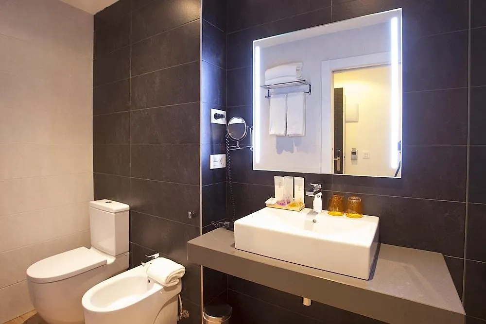 Hotel Pompaelo Urban Spa 팜플로나