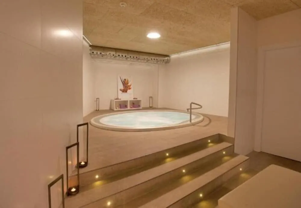 Hotel Pompaelo Urban Spa 팜플로나