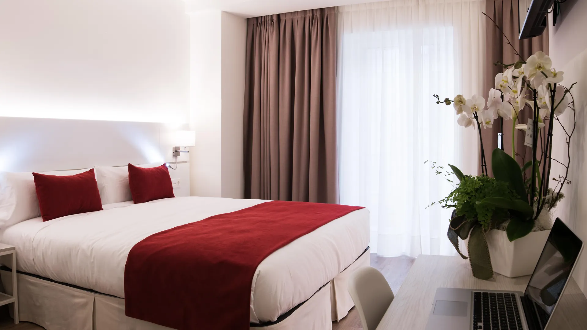 Hotel Pompaelo Urban Spa 팜플로나 스페인