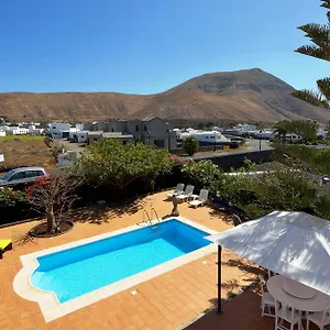 https://villa-paradise.in-canary-islands.com