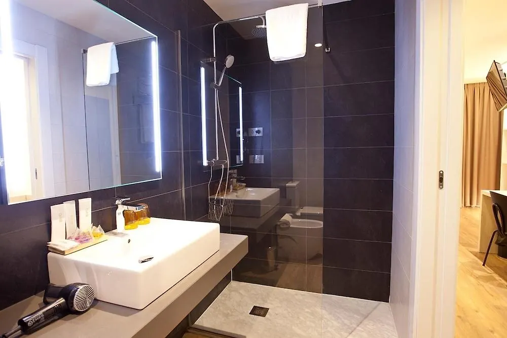 Hotel Pompaelo Urban Spa Pamplona 4*,  Spain